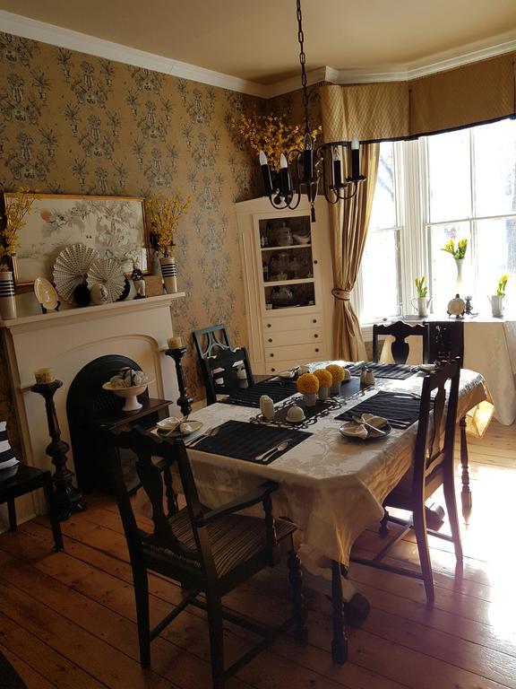 Quartermain House Bed & Breakfast Frédéricton Extérieur photo